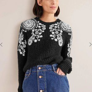 Boden | NWT Fluffy Rib Embroidered Sweater